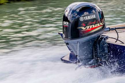 Yamaha 90HP – 20″ VMAX SHO, 2022 In-Line 4 - Image 3